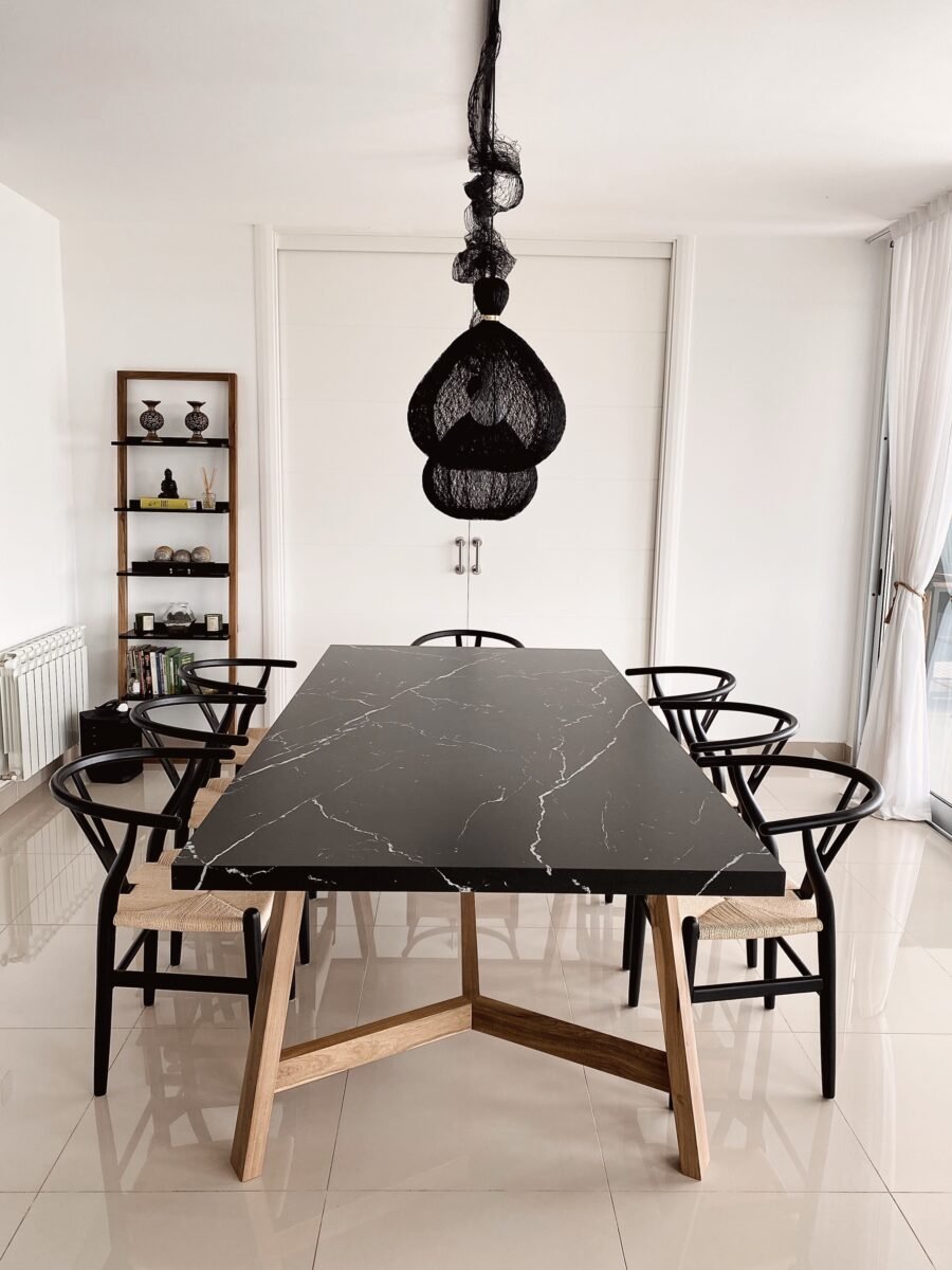 MESA COMEDOR NEGRO MARQUINA + BASE "W" - Imagen 3